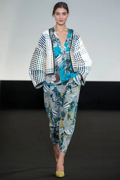Look 6